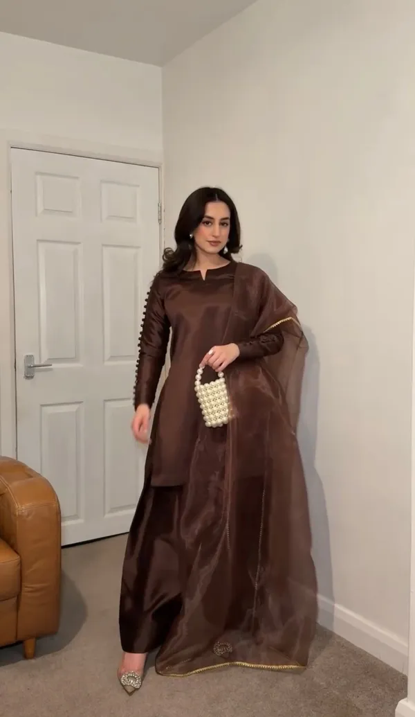 Women's_Vibrant_Brown_Kurta_Set_With_Dupatta_-_Traditional_Ethnic_Wear