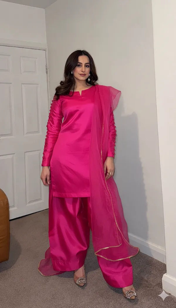 Women's_Vibrant_Pink_Kurta_Set_With_Dupatta_-_Traditional_Ethnic_Wear
