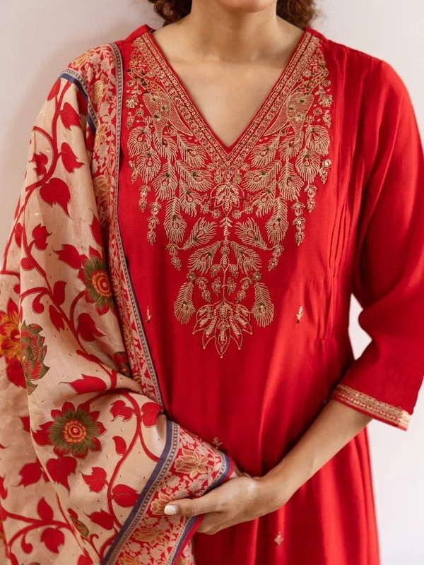 Red_Embroidered_Kurta_Set_With_Floral_Dupatta