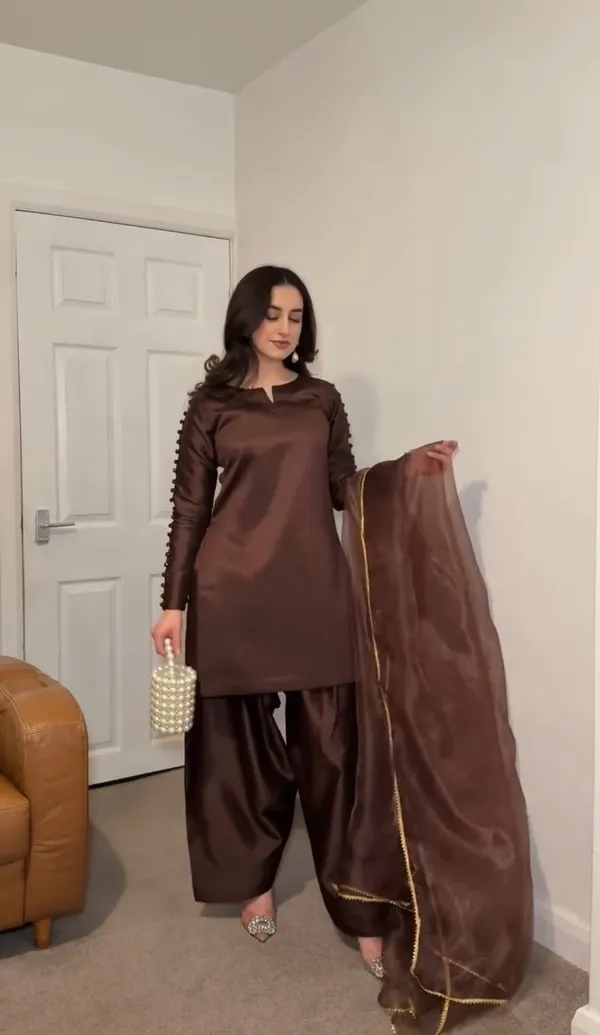 Women's_Vibrant_Brown_Kurta_Set_With_Dupatta_-_Traditional_Ethnic_Wear