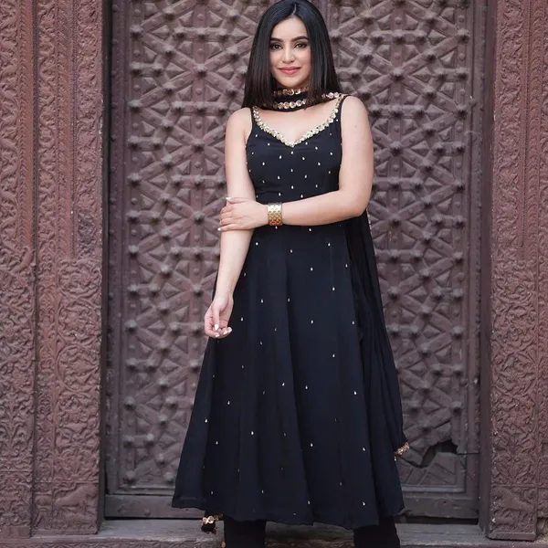 Women's_Black_Embellished_Ethnic_Anarkali_Kurta_Set_With_Dupatta
