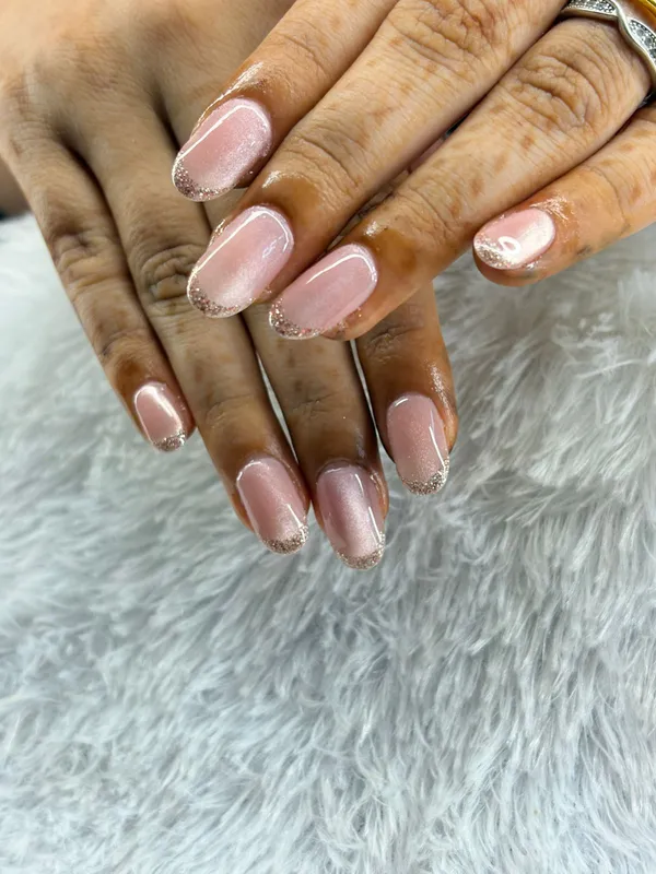 Soft_Pink_Glitter_Edge