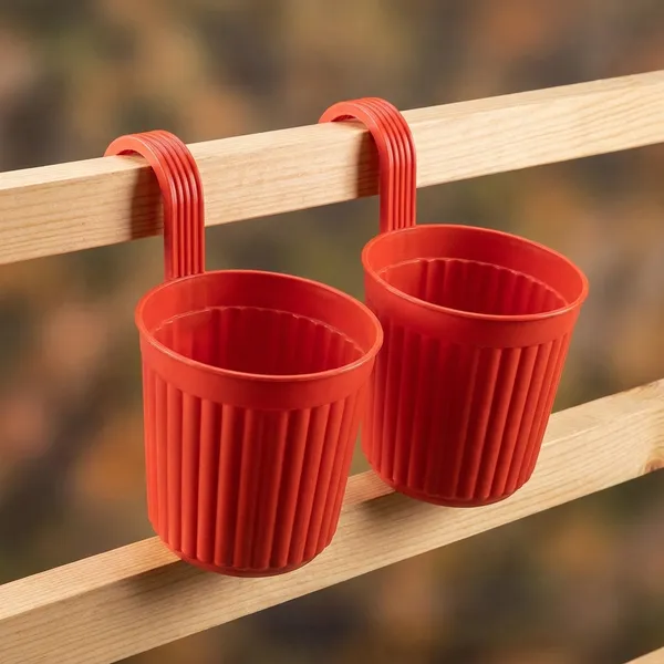 Dhuarndhar_Set_Of_2_Only_Red_Hook_Pot_Unique_Design_Lined_Ribbed_Design_2_Pcs_Red