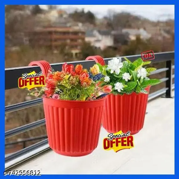 Dhuarndhar_Set_Of_2_Only_Red_Hook_Pot_Unique_Design_Lined_Ribbed_Design_2_Pcs_Red