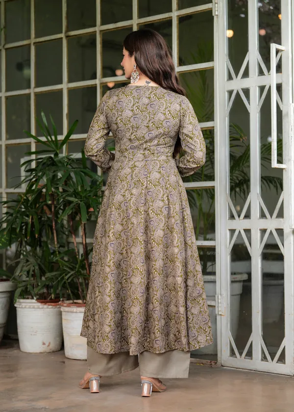 Grey_Silk_Cotton_Premium_Kurta_Palazzo_Set_For_Women