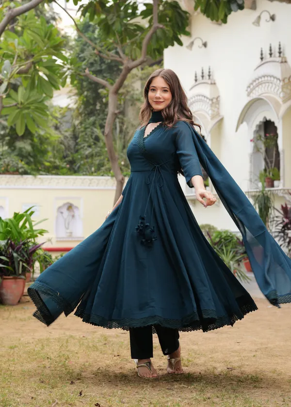 Teal_Star_Georgette_/_Cotton_Premium_Kurta_Set_For_Women