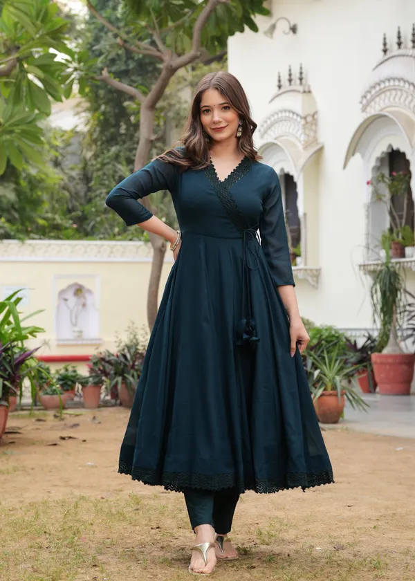 Teal_Star_Georgette_/_Cotton_Premium_Kurta_Set_For_Women