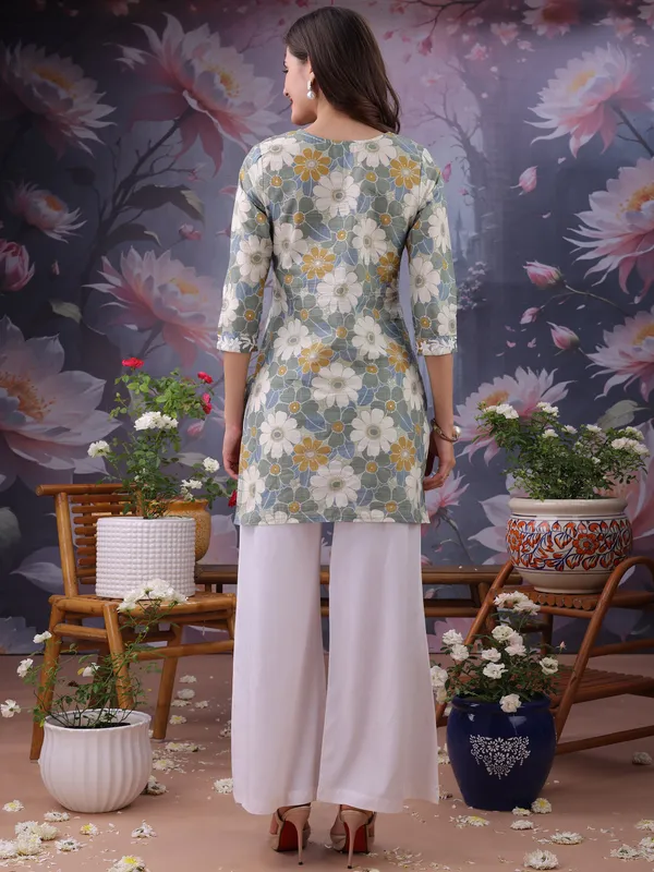 Green_Pure_Cotton_Premium_Kurti_For_Women