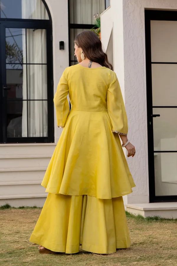 Yellow_Star_Georgette_/_Cotton_Premium_Kurta_Set_For_Women