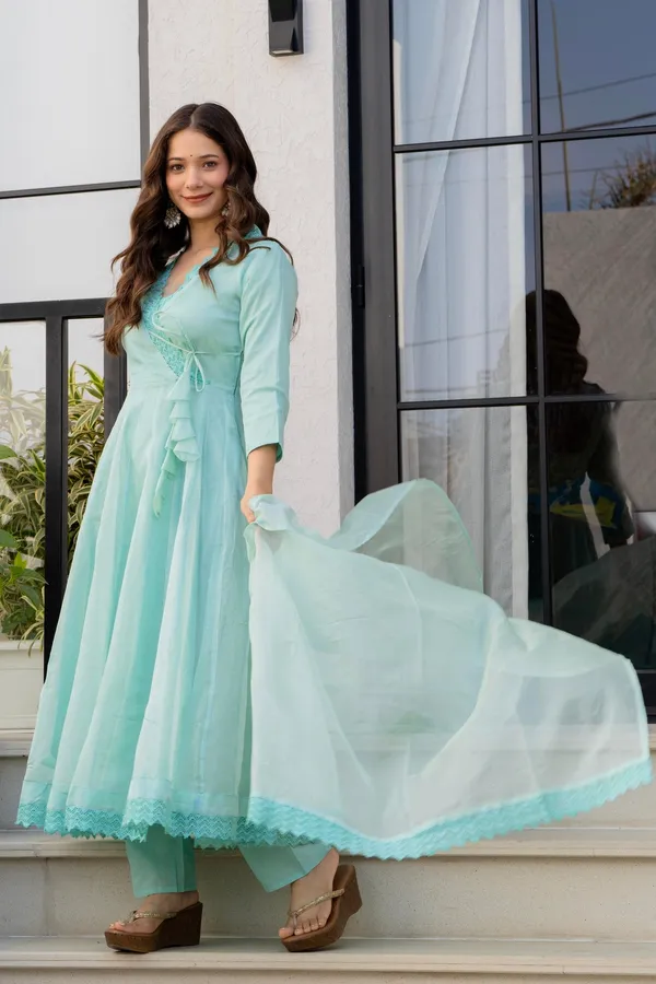 Sky_Blue_Organza_Premium_Kurta_Set_For_Women