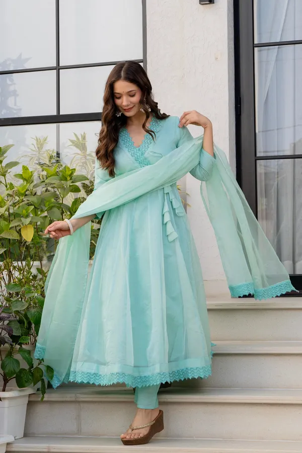 Sky_Blue_Organza_Premium_Kurta_Set_For_Women