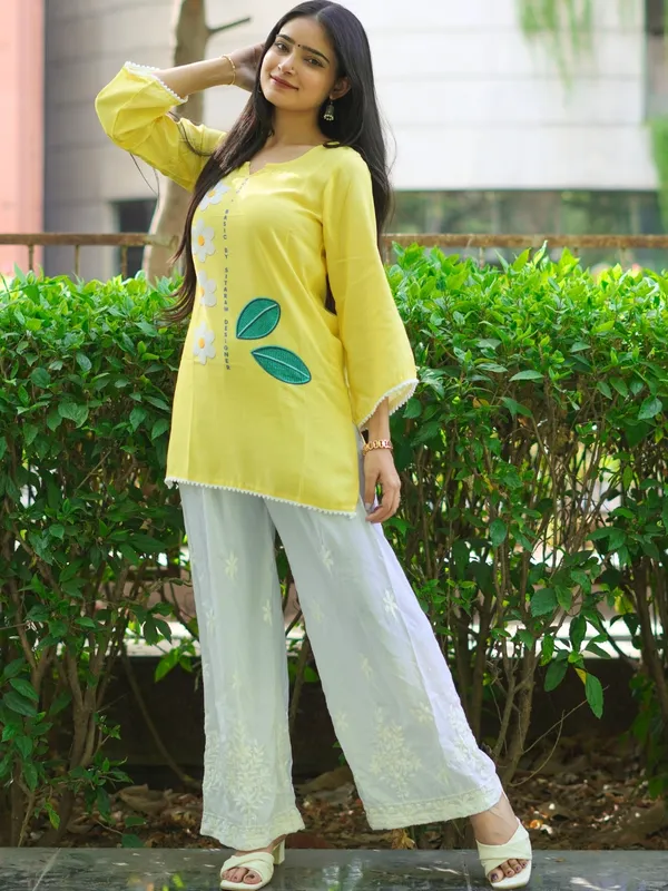 Yellow_100%_Cotton_Premium_Kurti_For_Women