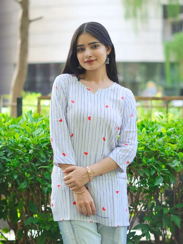Off_White_100%_Cotton_Premium_Kurti_For_Women