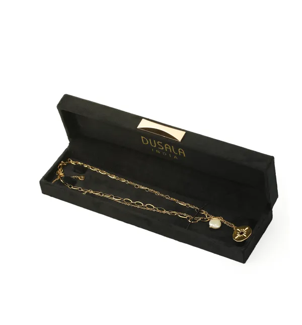 Cross_Grace_Pendant_Golden