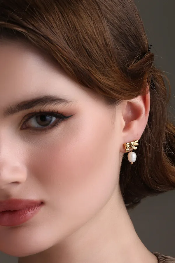 Bow_Charm_Dang_Earrings_Golden