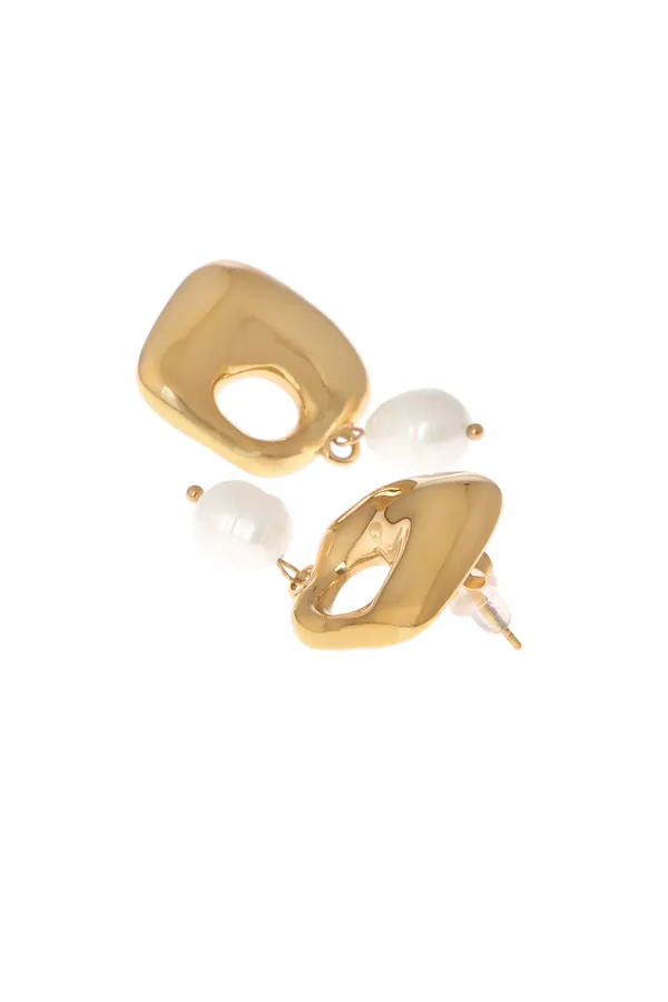 Square_Chic_Earrings_Golden