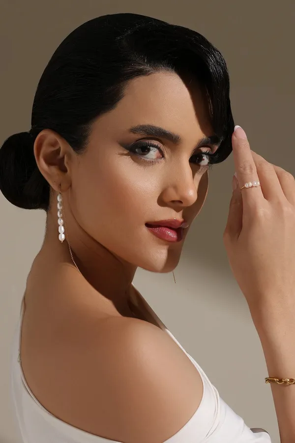 Chain_Flair_Earrings_Golden