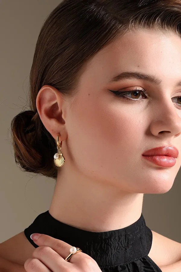 Ocean_Vibe_Earrings_Golden