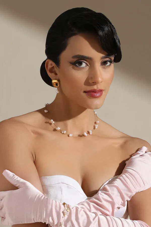 Pearl_Elegance_Chain_Pendant_Golden