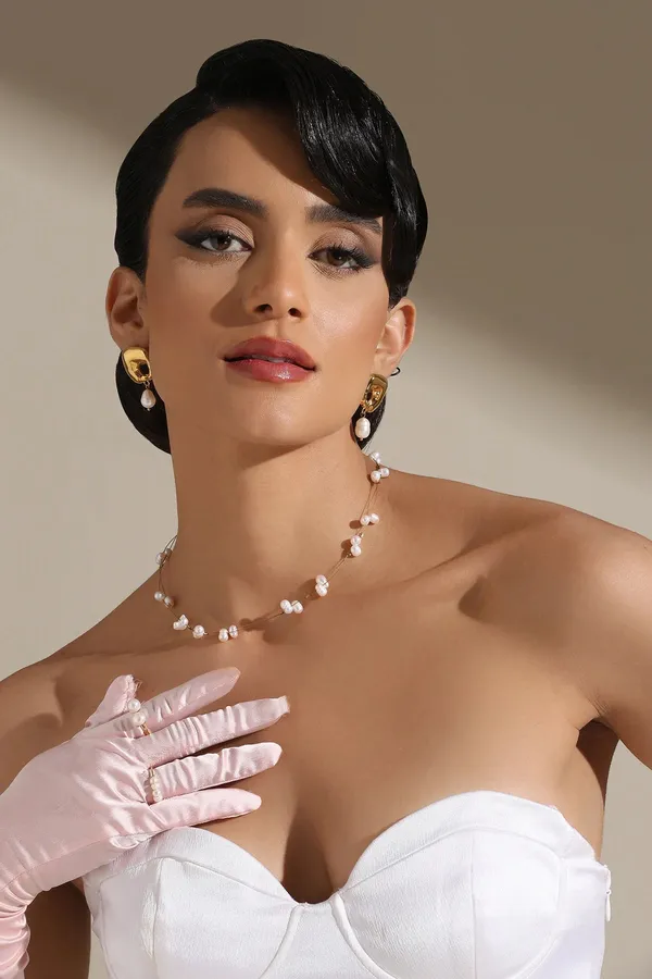 Pearl_Elegance_Chain_Pendant_Golden