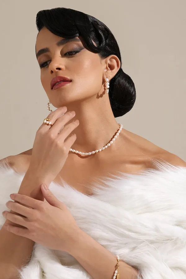 Clavicale_Pearl_Grace_Pendant_Golden