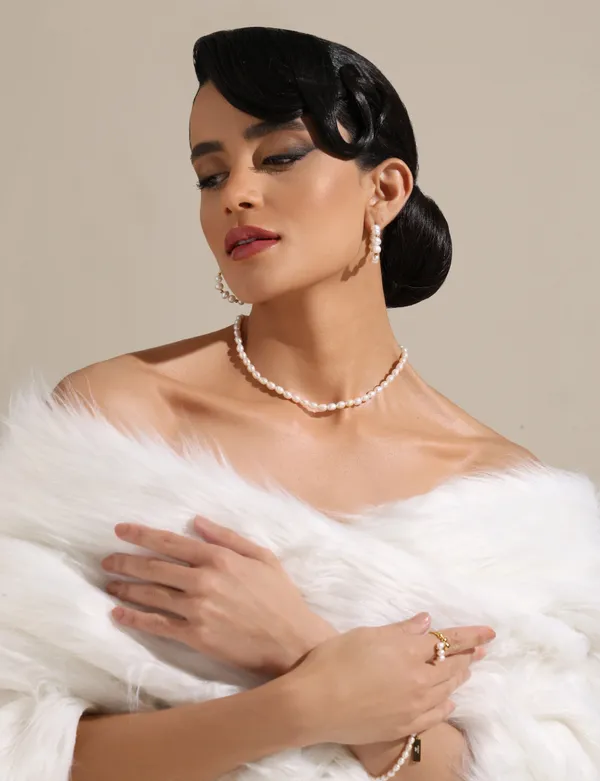 Clavicale_Pearl_Grace_Pendant_Golden