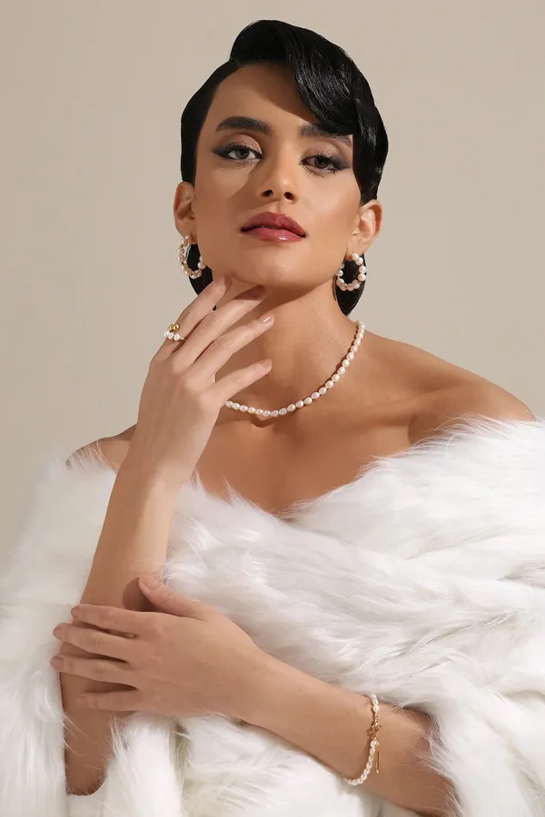 Clavicale_Pearl_Grace_Pendant_Golden