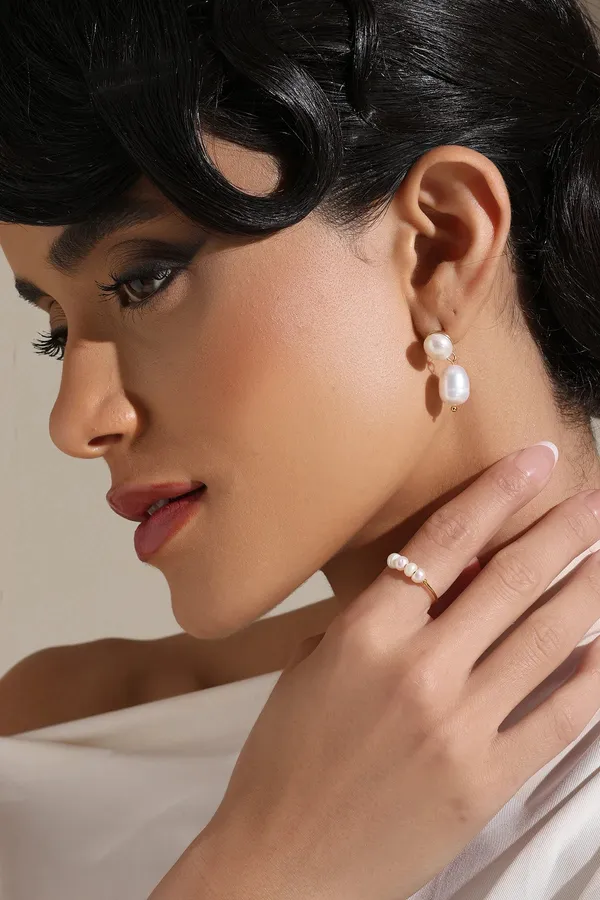 Daily_Chic_Earrings_Golden