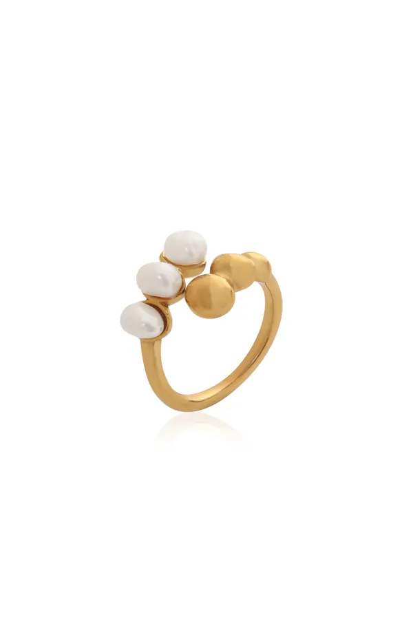 Trendy_Pearl_Ring_Golden