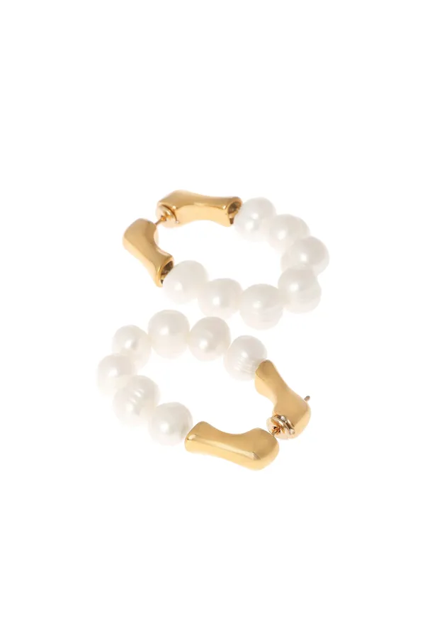 Gold_Accent_Pearl_Earrings_Golden
