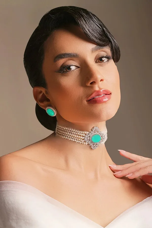 Freshwater_Pearl_Choker_Silver_And_Green