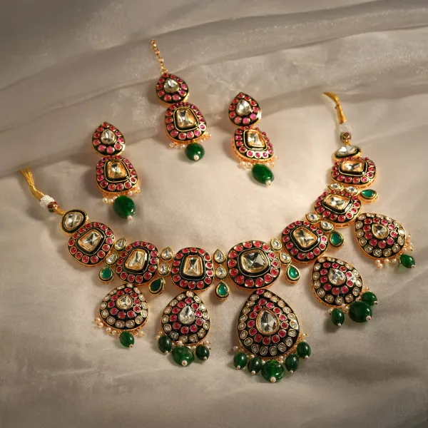 Inaya_N038