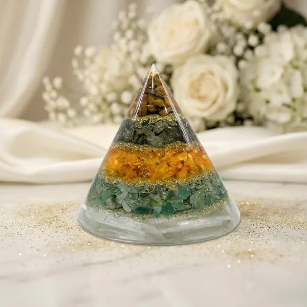 Dhanyog_Pyramid_-_Energy_And_Abundance_Crystal_Pyramid