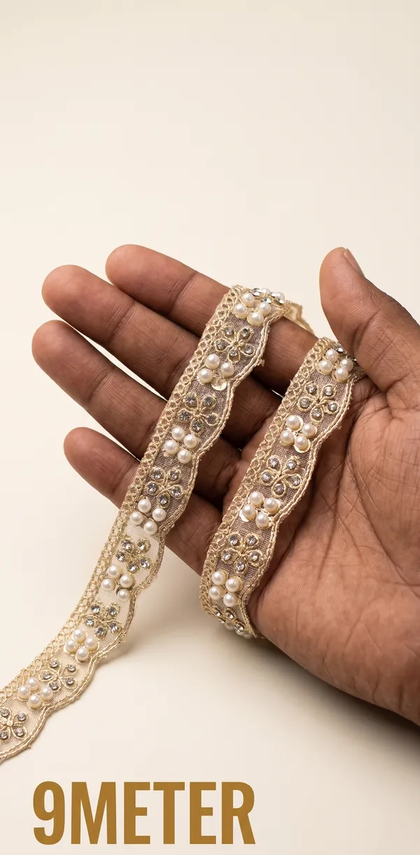 Traditional_Gold-Toned_Stone-Studded_Lace_Trim_For_Clothing_And_Accessories