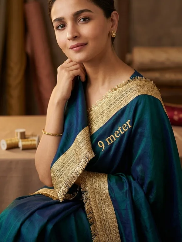 Golden_Decorative_Trim_With_Fringe_Border_Lace