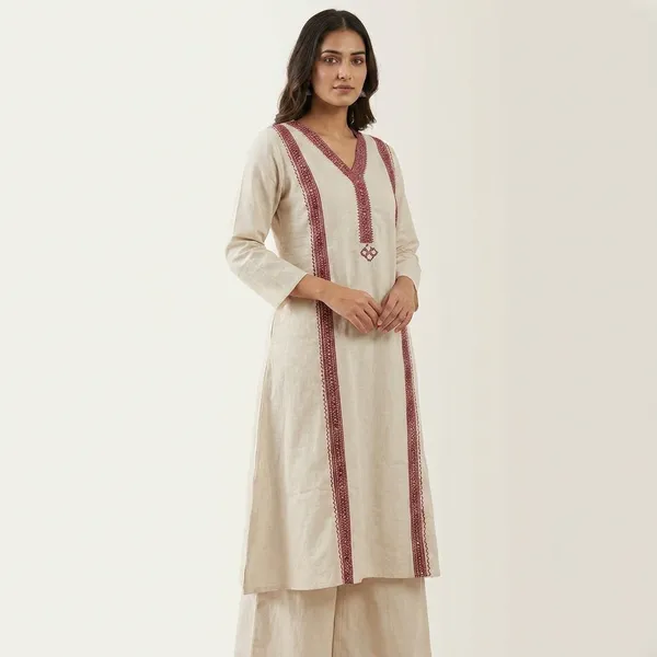 Off_White_Cotton_Straight_Kurta_For_Women