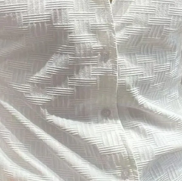 White_Polycotton_Half_Sleeve_Hip_Length_Shirt_For_Men