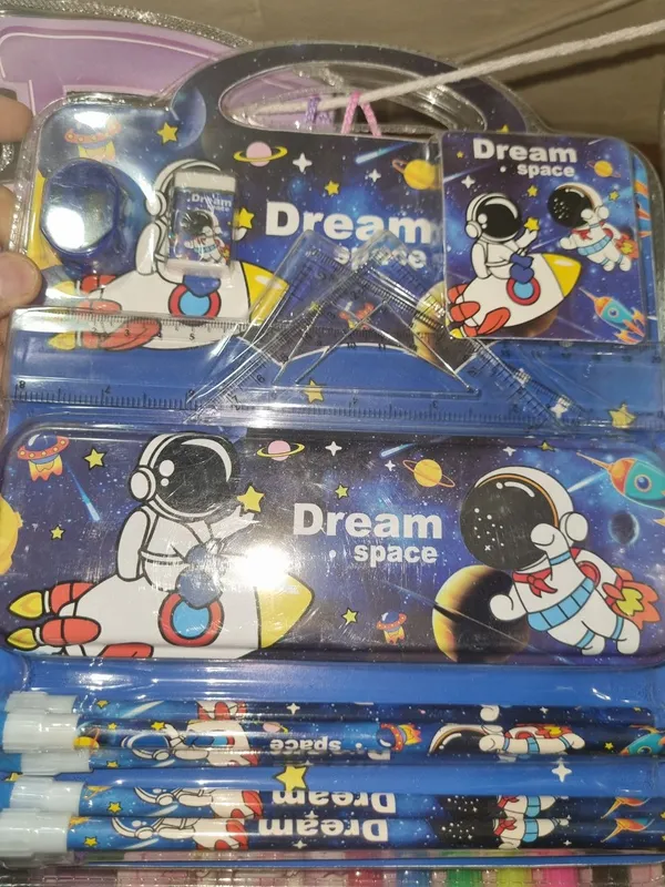 Dream_Space_Astronaut_Theme_Stationery_Set_For_Kids_Blue