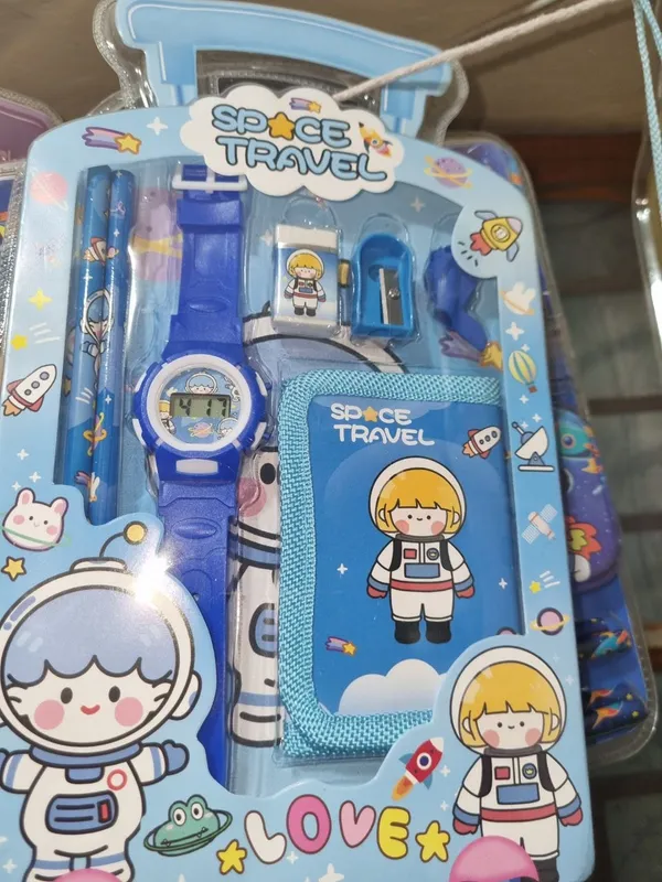 Space_Travel_Kids_Stationery_Gift_Set_Blue_Astronaut_Theme_Watch_Wallet_And_Accessories_Combo