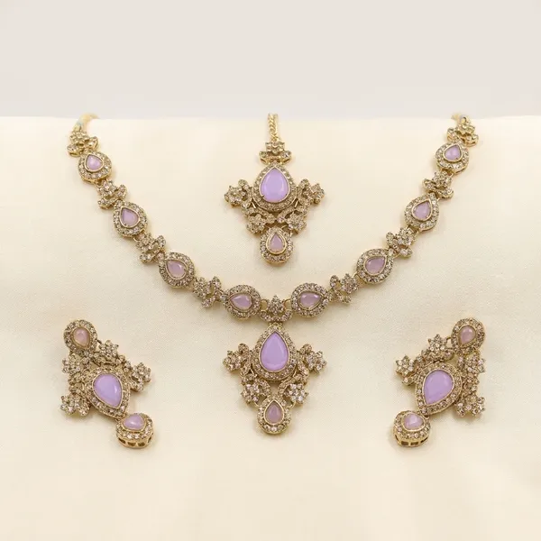 Elegant_Purple_Stone_Jewelry_Set_With_Gold_Tone_Detailing