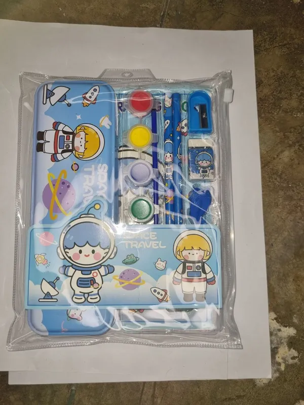 Kids_Space_Travel_Stationery_Set_With_Pencil_Case_And_School_Supplies
