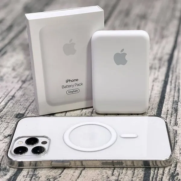 Mac_Safe_Wireless_Power_Bank