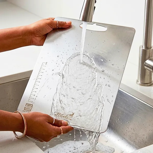Premium_Stainless_Steel_Cutting_Board_For_Everyday_Kitchen_Use