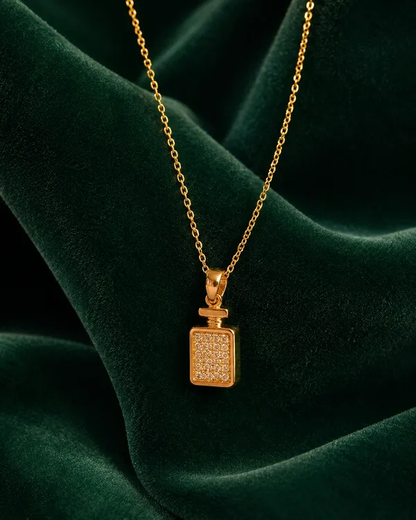 Mythink_Glam_Bottle_Necklace