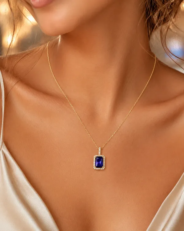 Mythink_Midnight_Sapphire_necklace