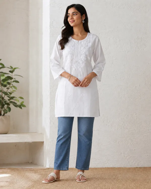 My_Think_Noor_White_Chikankari_Kurti