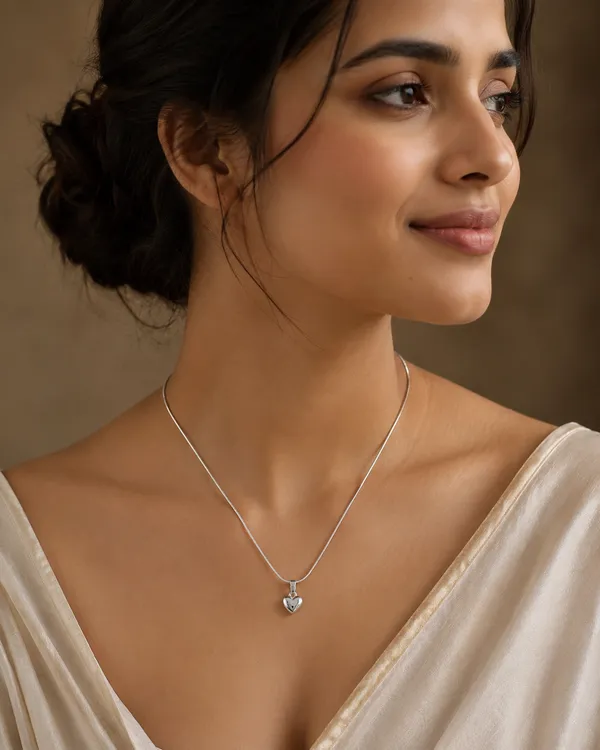 Mythink_Sweetheart_necklace
