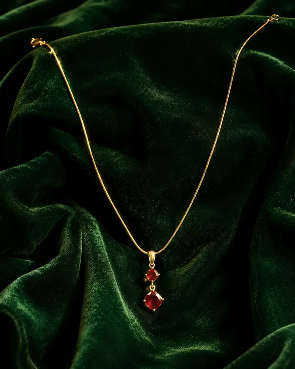 Mythink_Ruby_Radiance_Necklace