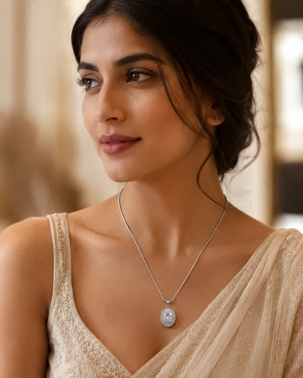 Mythink_Royale_Crystal_Necklace