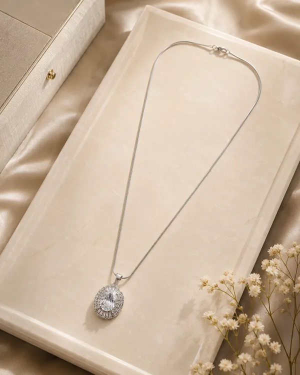 Mythink_Royale_Crystal_Necklace